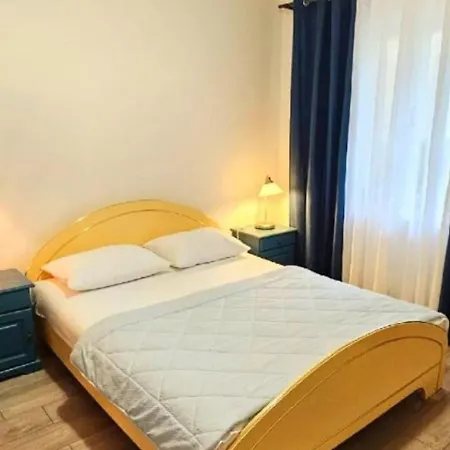 George Central Apartament